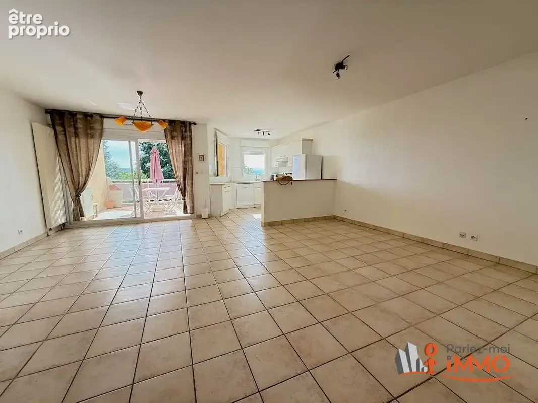 Appartement 3 pièces 79 m² à vendre à Saint-Just-Saint-Rambert (42170) - photo 3