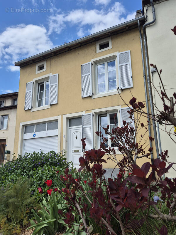 Maison à GONDREVILLE