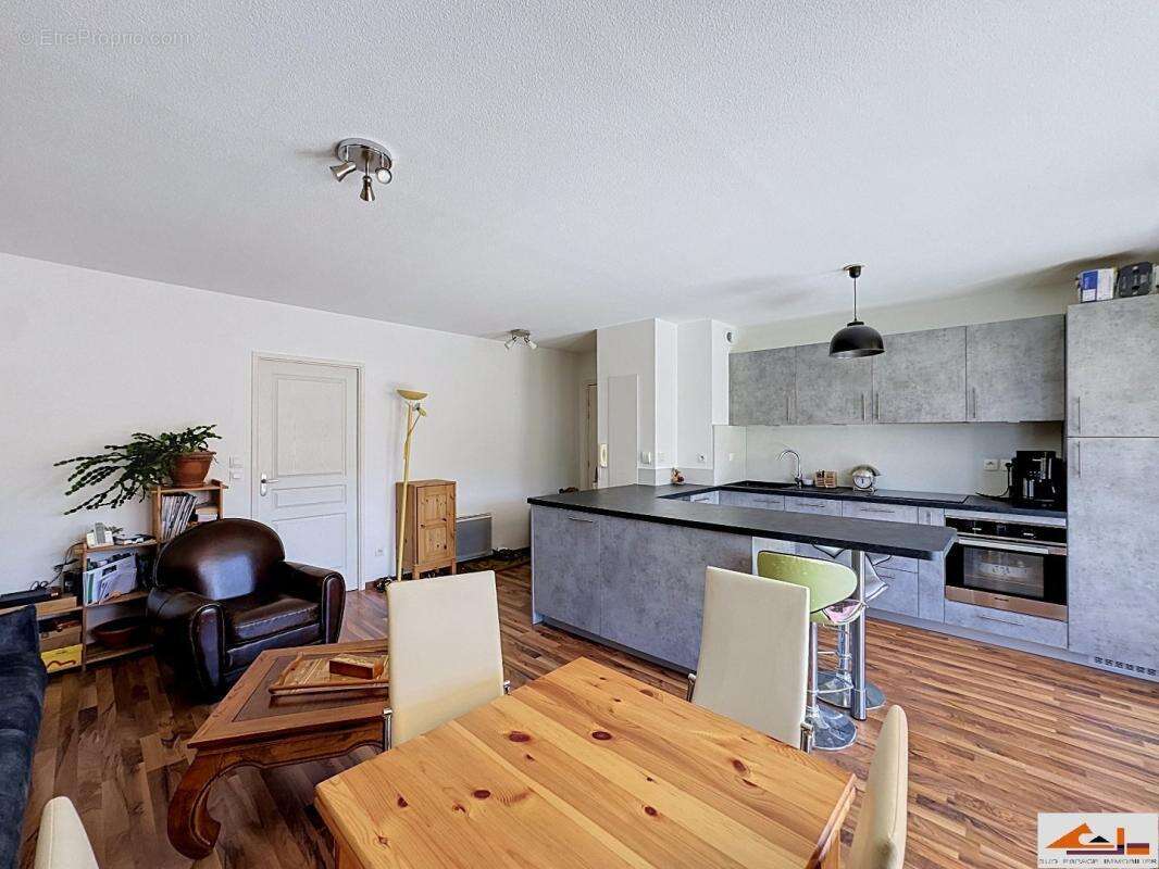 Appartement à RAMONVILLE-SAINT-AGNE