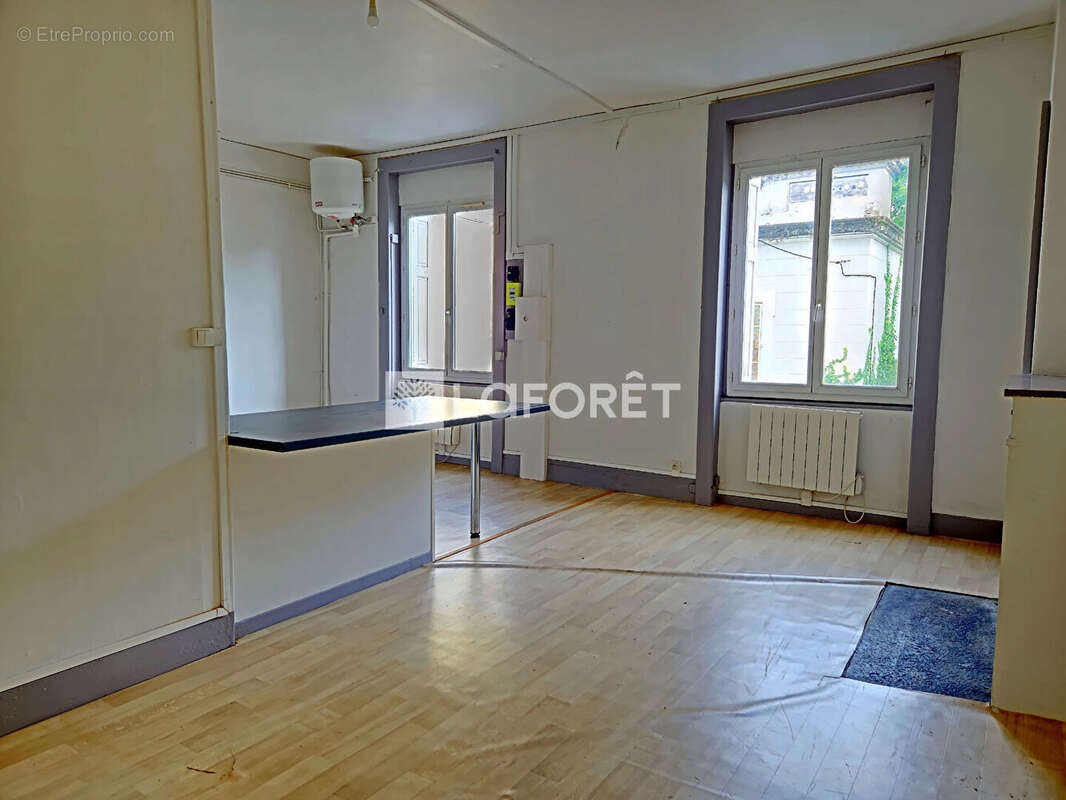 Appartement à SAINT-ETIENNE