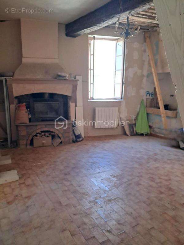 Maison à CUXAC-D&#039;AUDE