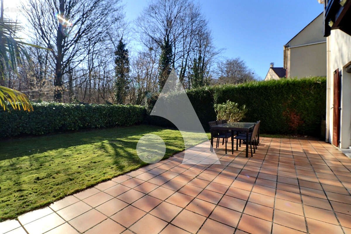 Maison à FRANCONVILLE