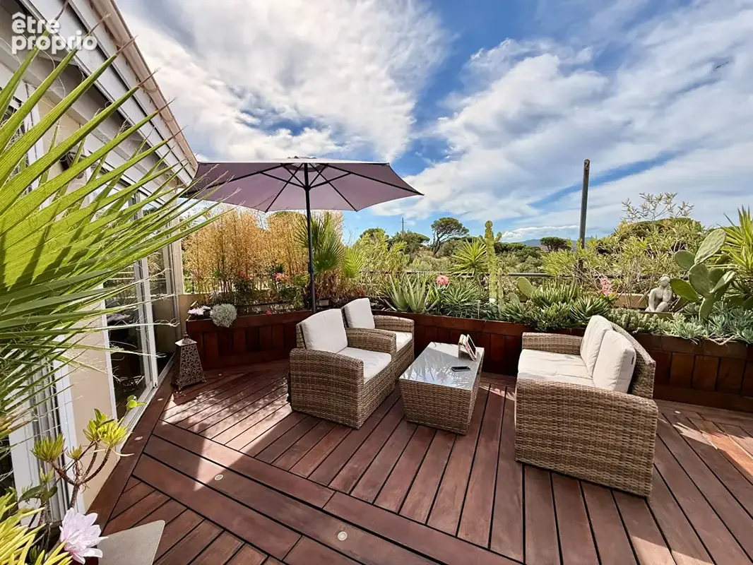 Fréjus - Villa sur le toit T4 103 m² - Terrasse 50m², Jacuzzi, Garage - Dernier étage - photo 9