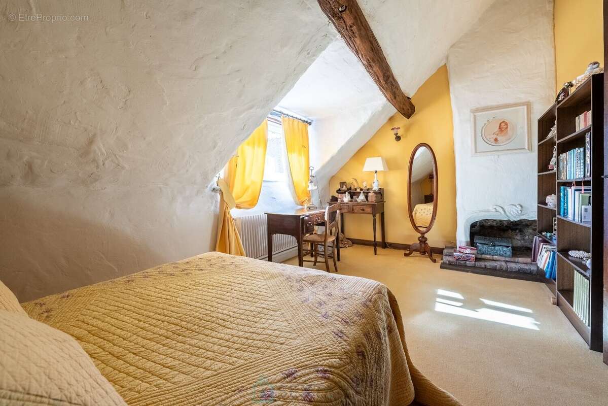 Maison à FONTAINEBLEAU