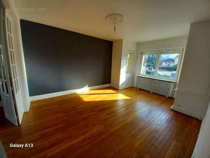 Maison 178 m² à Valentigney  - photo 2