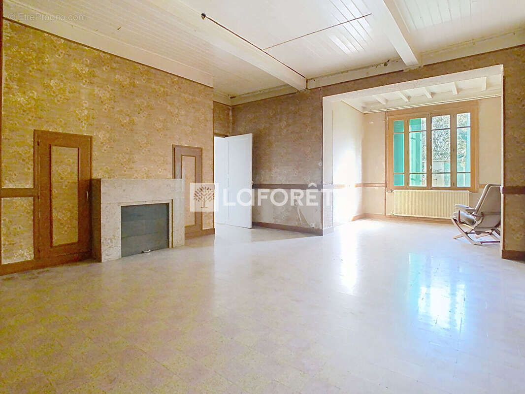 Maison à ESCATALENS