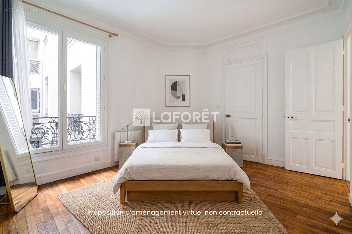 Appartement à PARIS-16E