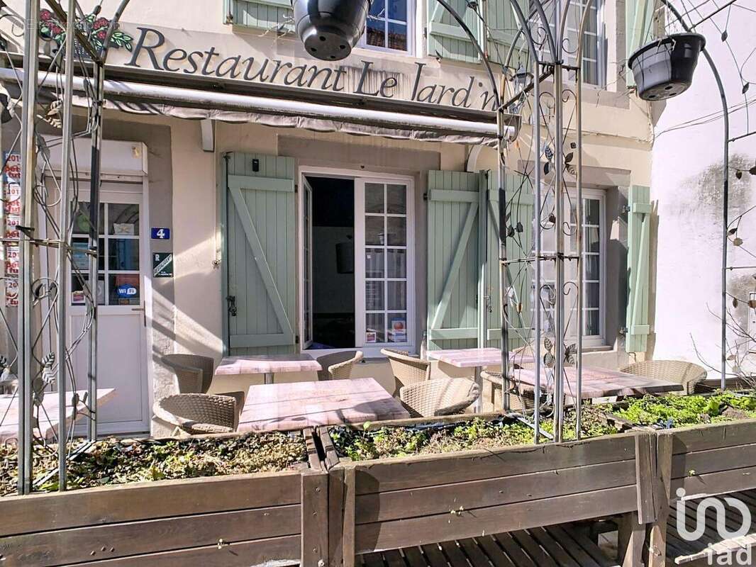 Photo 2 - Commerce à CHAUMONT