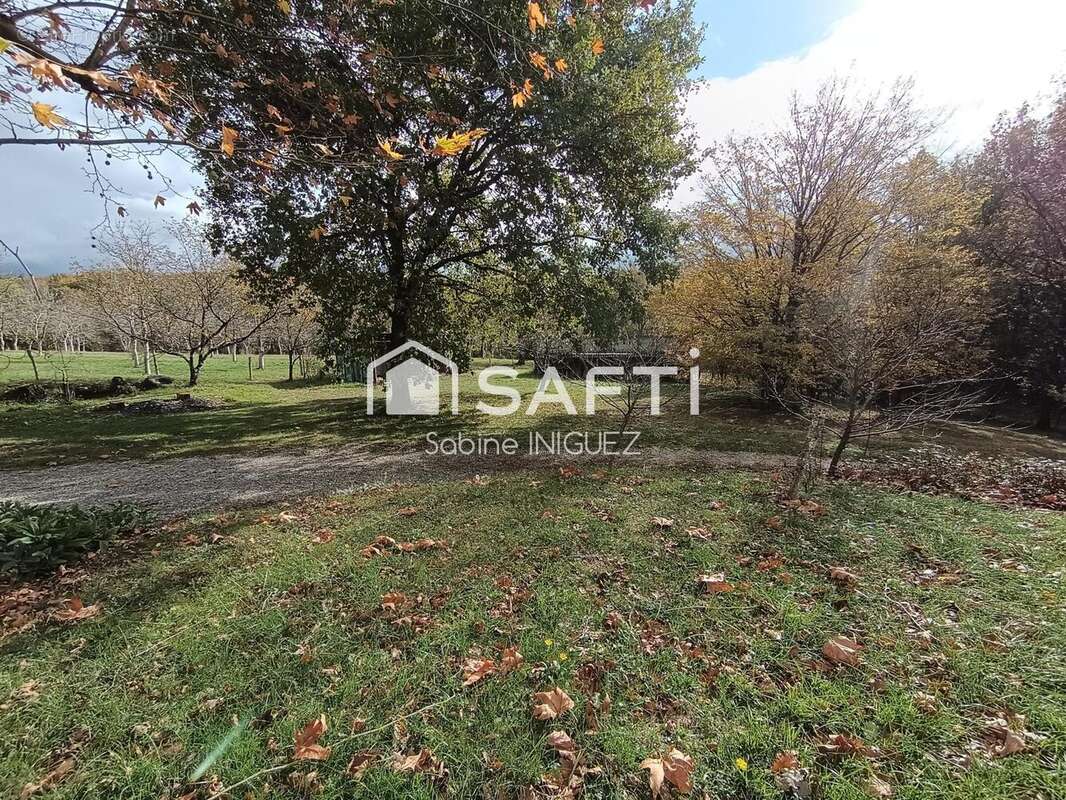 Photo 2 - Maison à VIVIERS-LES-MONTAGNES