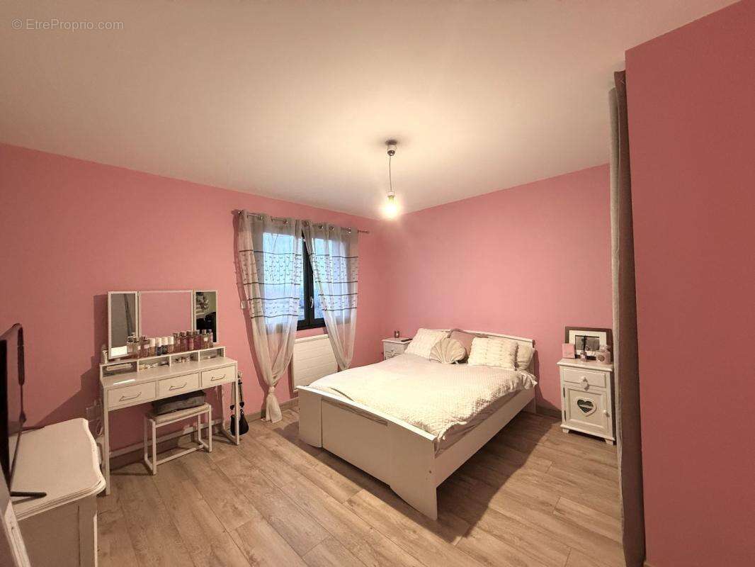 Maison à LOIRE-SUR-RHONE