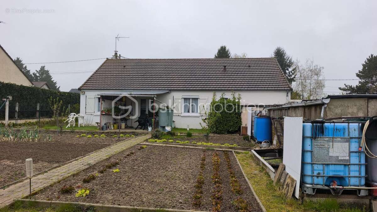 Maison 88 m² à Saint-Florent  - photo 17