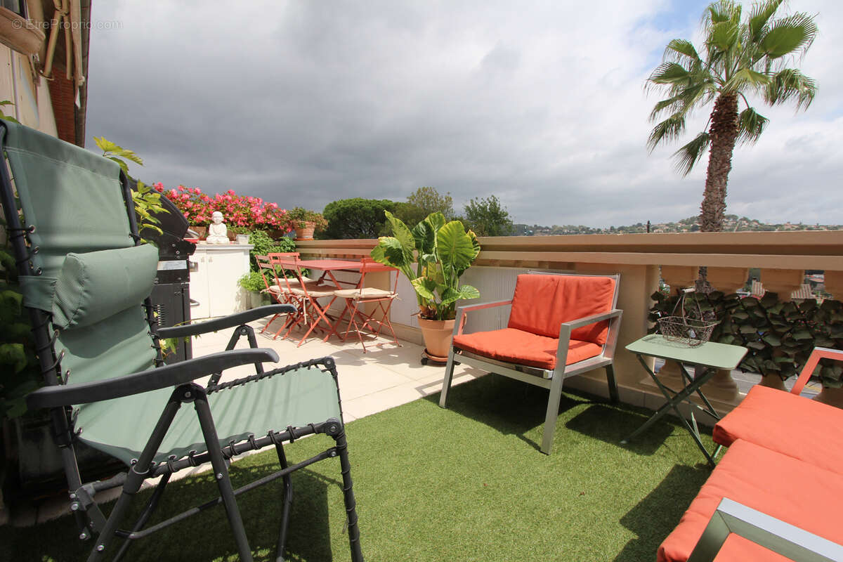 Appartement à VILLENEUVE-LOUBET