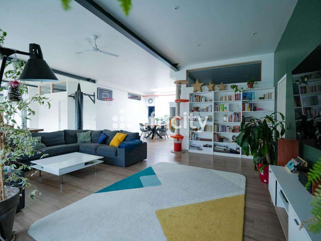 Maison à SAINT-CYR-EN-VAL