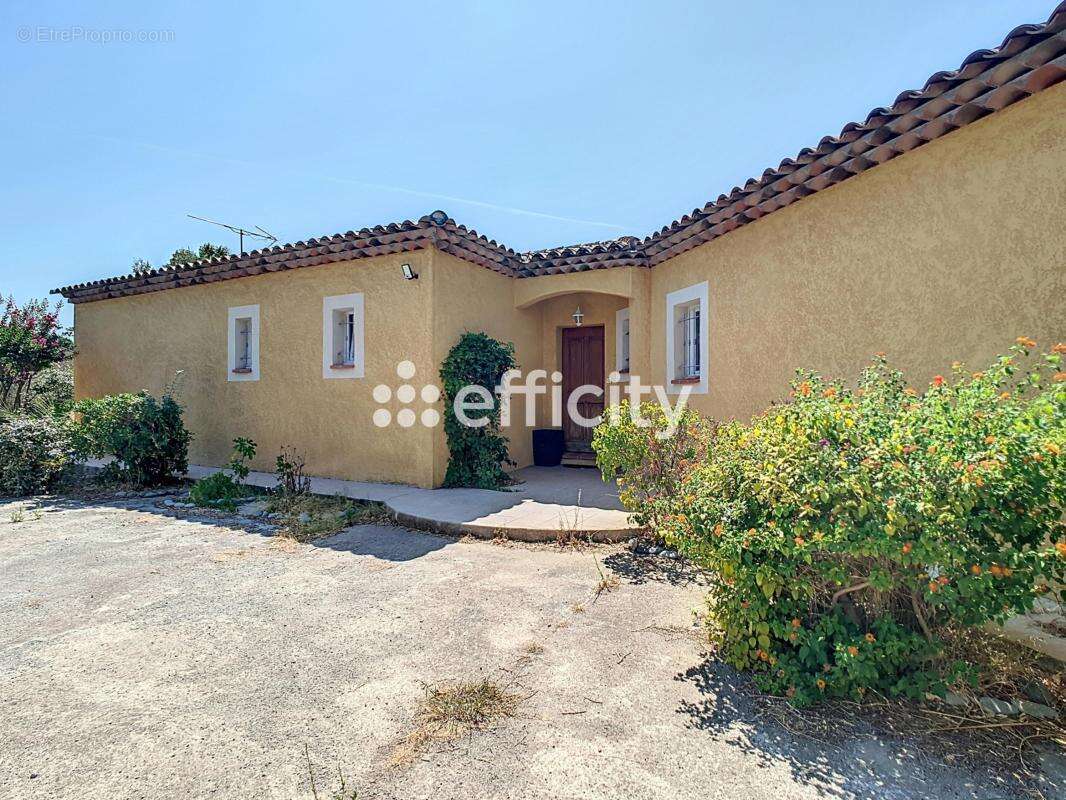 Maison à FREJUS