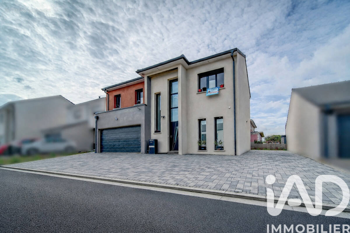 Photo 1 - Maison à RETTEL