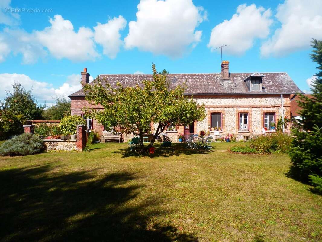 Maison à AILLY