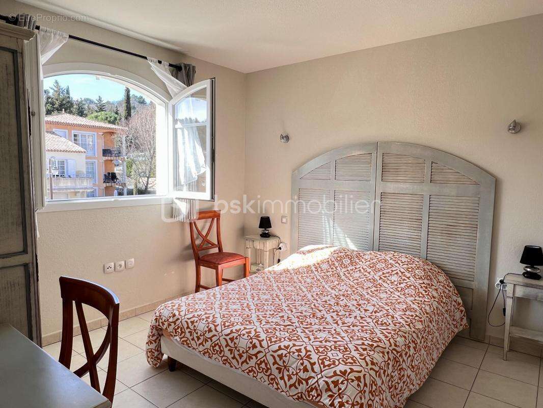 Appartement à CALLIAN