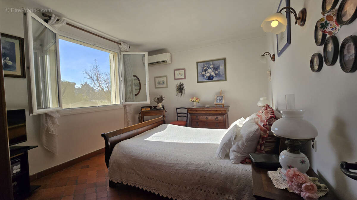 Maison à L&#039;ISLE-SUR-LA-SORGUE