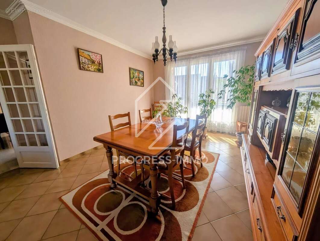 Maison à ORMESSON-SUR-MARNE