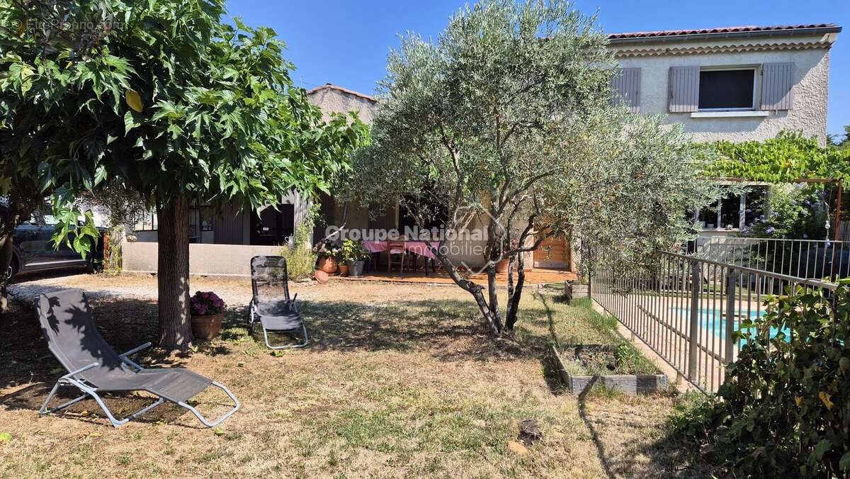 Maison à SORGUES