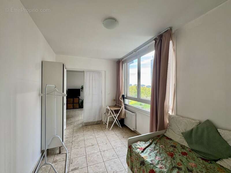Appartement à AUBERVILLIERS