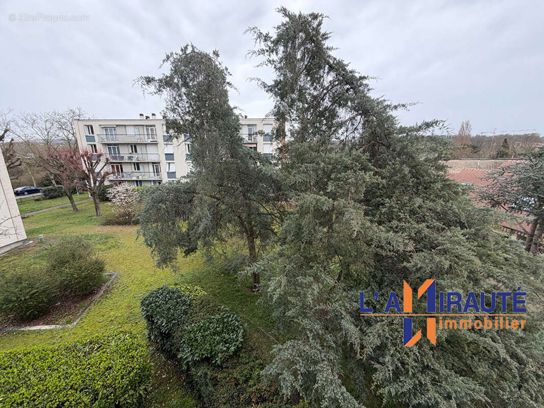 Appartement à MAISONS-LAFFITTE