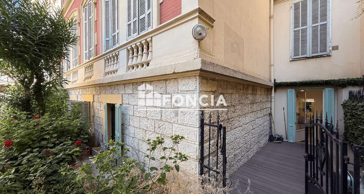 Nice - Centre-ville - Studio -185.000 euros - photo 6