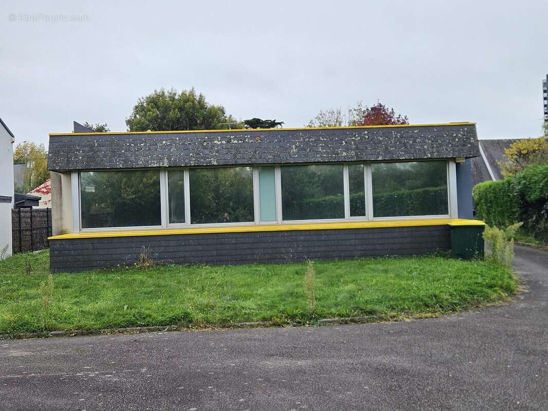 Commerce à LA BAULE-ESCOUBLAC