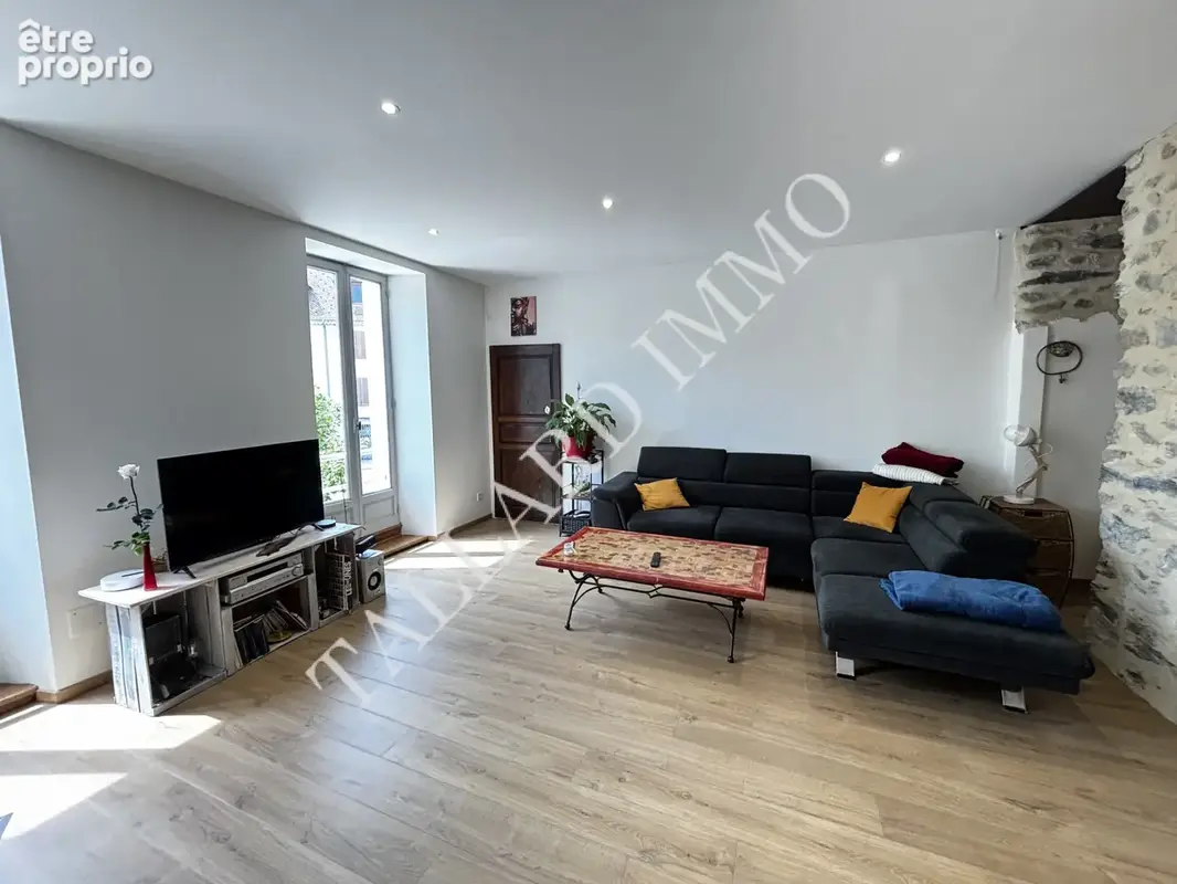 Exclusivité Tallard centre lumineux appartement entièrement rénové + dépendances - photo 4