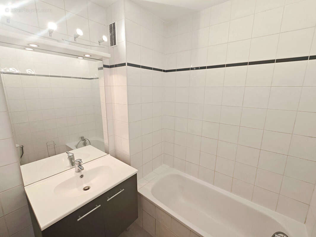 Appartement à TASSIN-LA-DEMI-LUNE