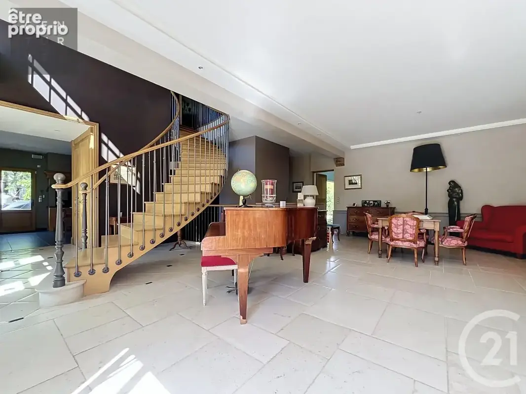 Maison 10 pièces 341 m² à vendre à Pont-Sainte-Marie (10150) - photo 19