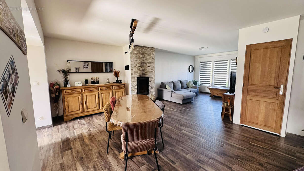 Maison à REBREUVE-RANCHICOURT