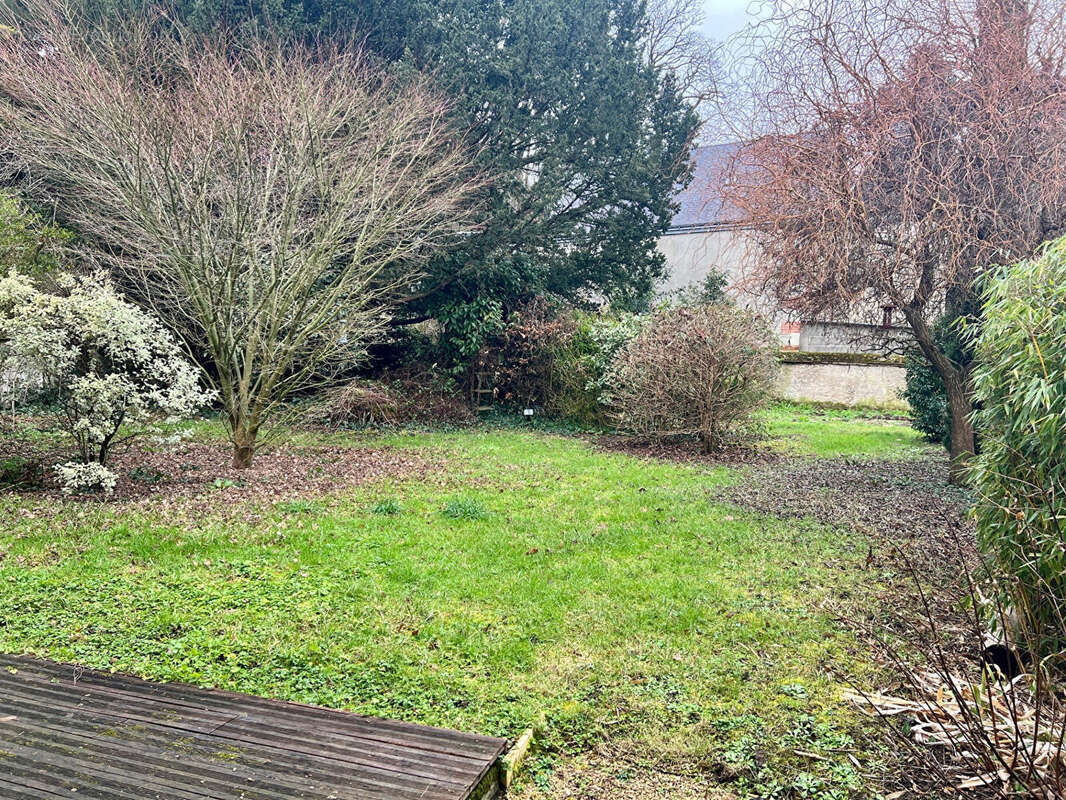 Maison à REUGNY