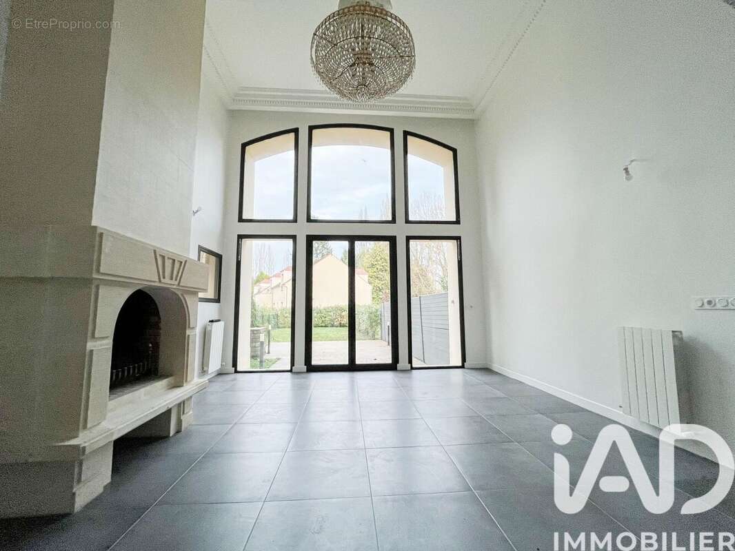 Photo 1 - Maison à MANTES-LA-VILLE