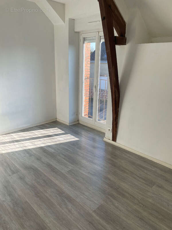 Appartement à JOUE-SUR-ERDRE