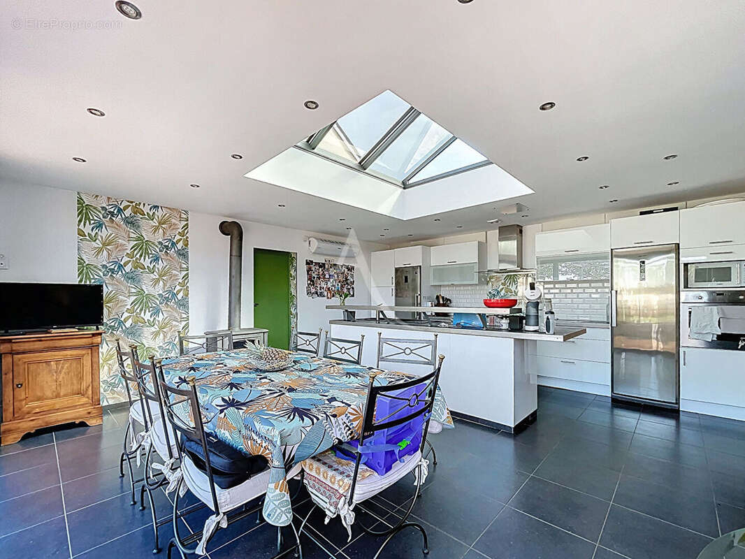 Maison à BEAUFORT-EN-VALLEE