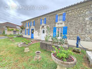 Maison à PISANY