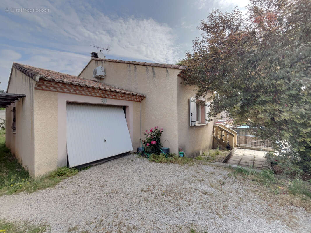 Maison à AIGUES-VIVES