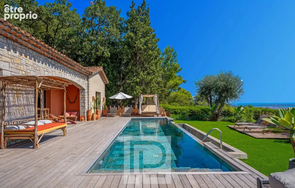 Maison à MOUGINS
