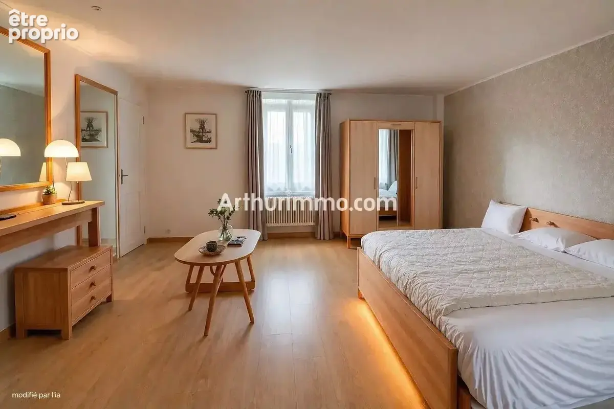 Corps de ferme en pierre a renover – 4 800 m² de terrain – 250 m² de dépendances - photo 12