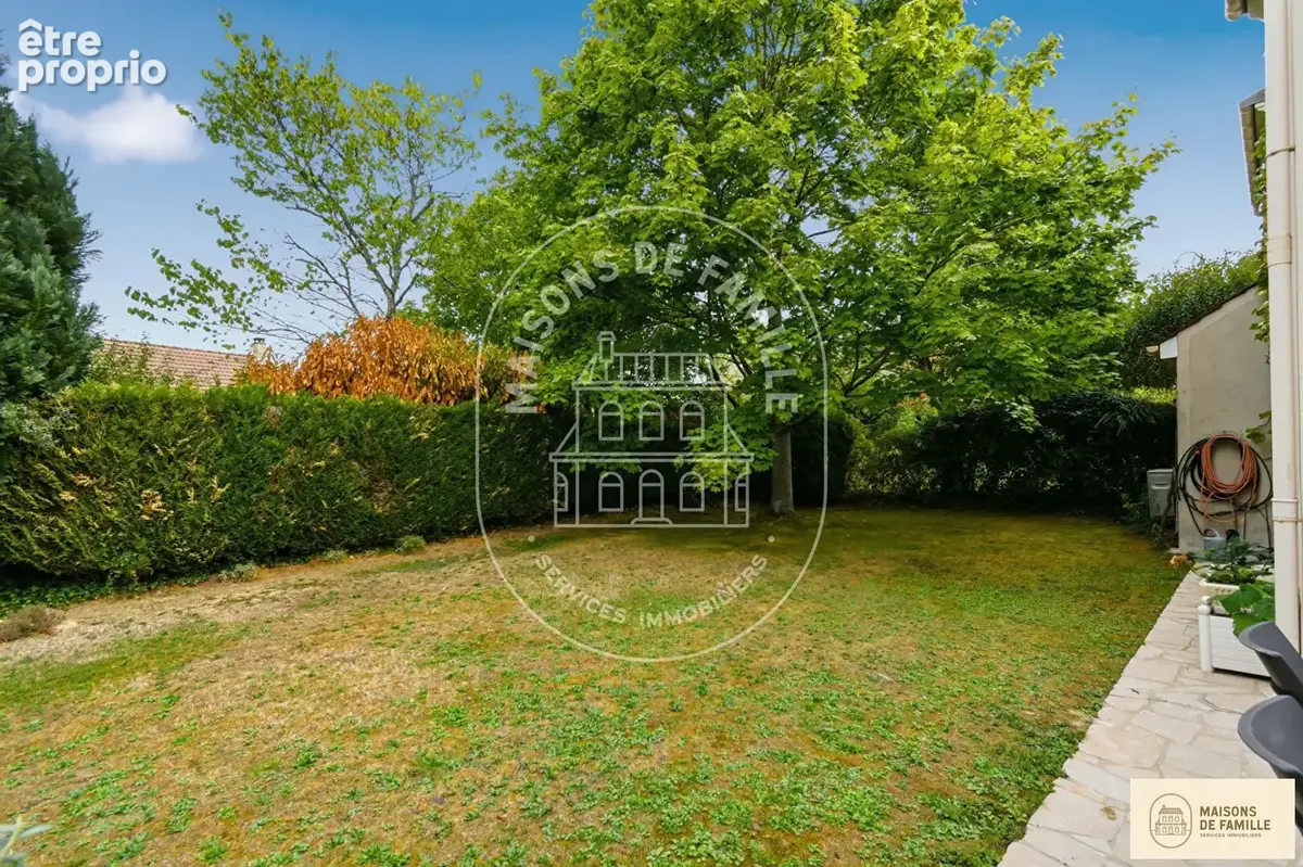 Valérie - Maison à vendre à Noisy Le Roi - photo 2