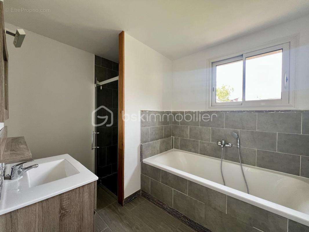 Maison à CAUDEBEC-LES-ELBEUF