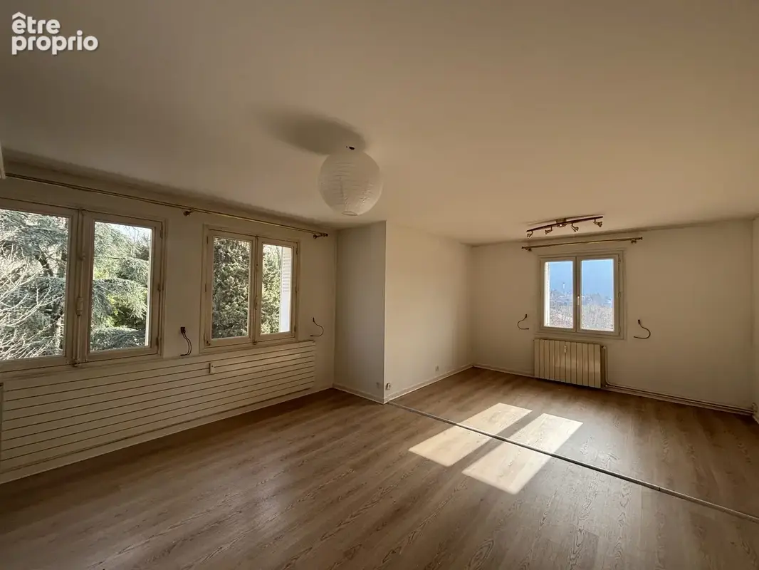 Appartement 4 pièces 79 m² à vendre à Privas (07000) - photo 4
