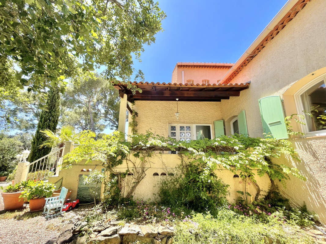 Maison à SIX-FOURS-LES-PLAGES