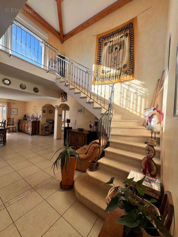 Maison à BARJAC