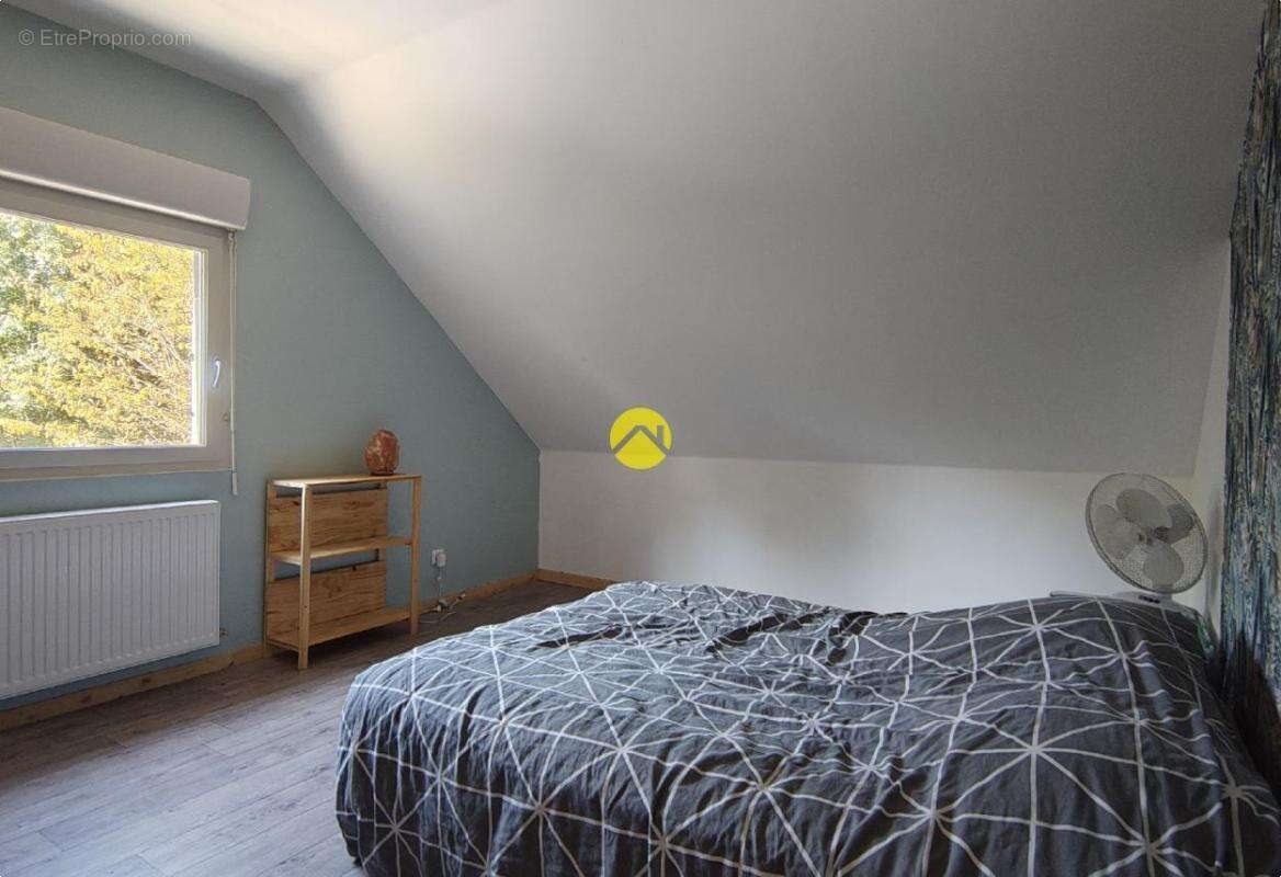 Maison 104 m² à Le Bourg-D'hem  - photo 6