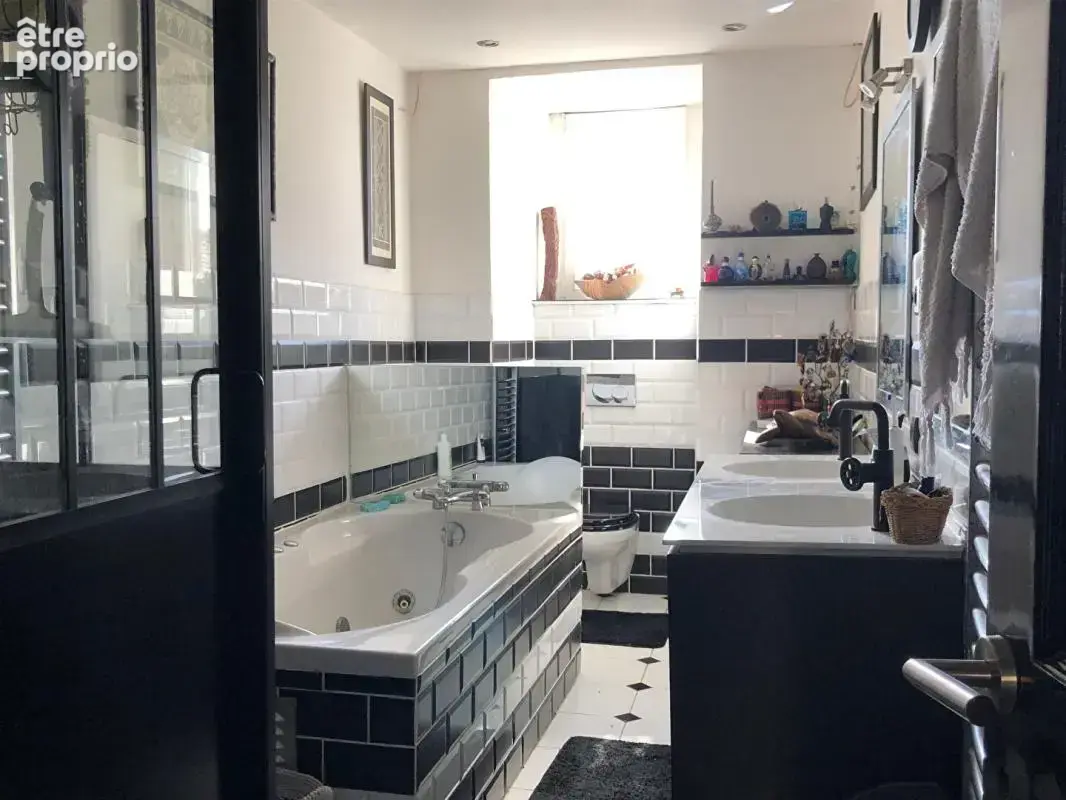 Maison Lanvollon 7 pièce(s) 190 m2 : Baisse de prix - photo 6