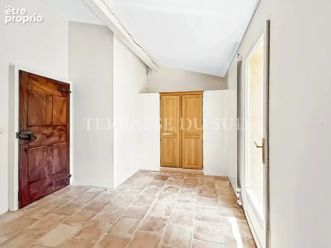 Vente Maison 10 Pièces de 229 m2 sur Parcelle de 2 558 m2 avec Terrasses, Piscine, Garages, au Calme Absolu - Puyricard - Aix en - photo 40