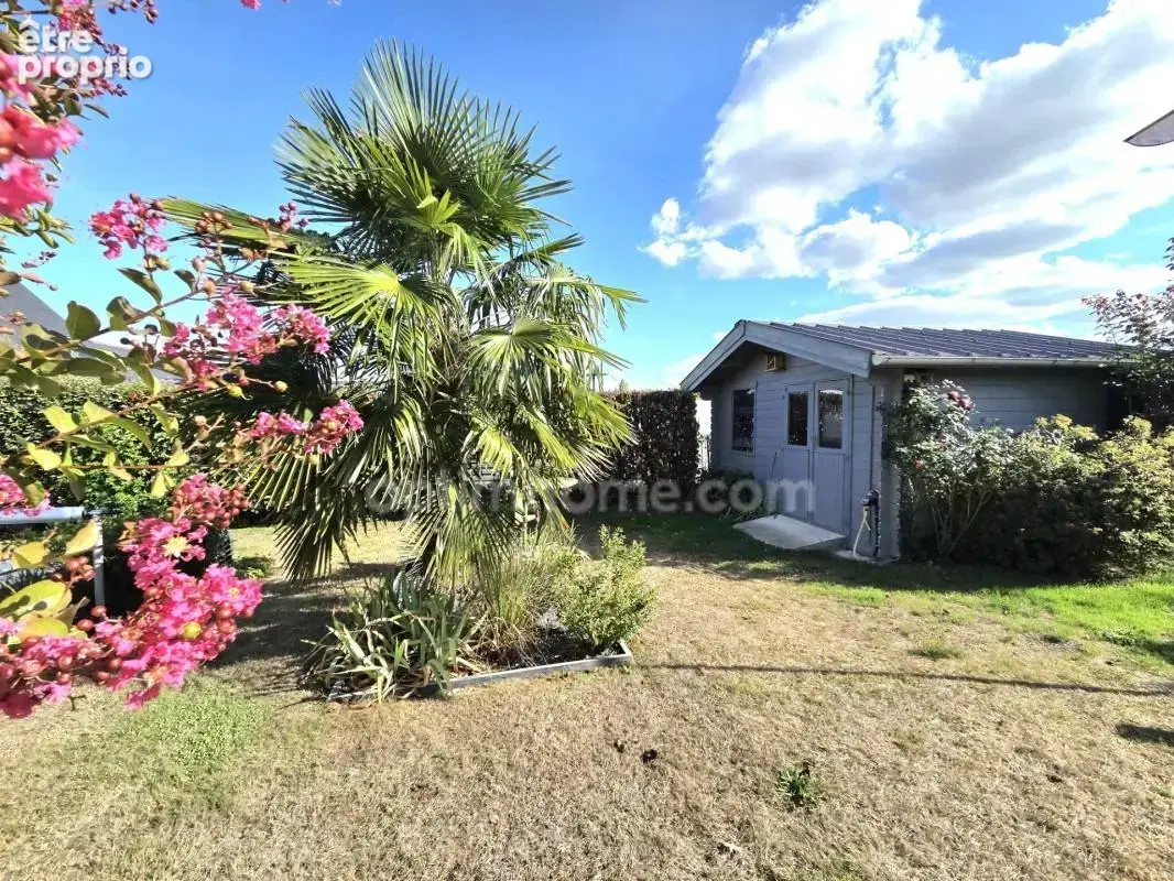 Casson, jolie maison familiale sous domotique avec piscine et superbe jardin paysage - photo 18