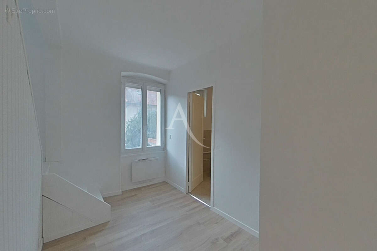 Maison à CHAMPS-SUR-MARNE